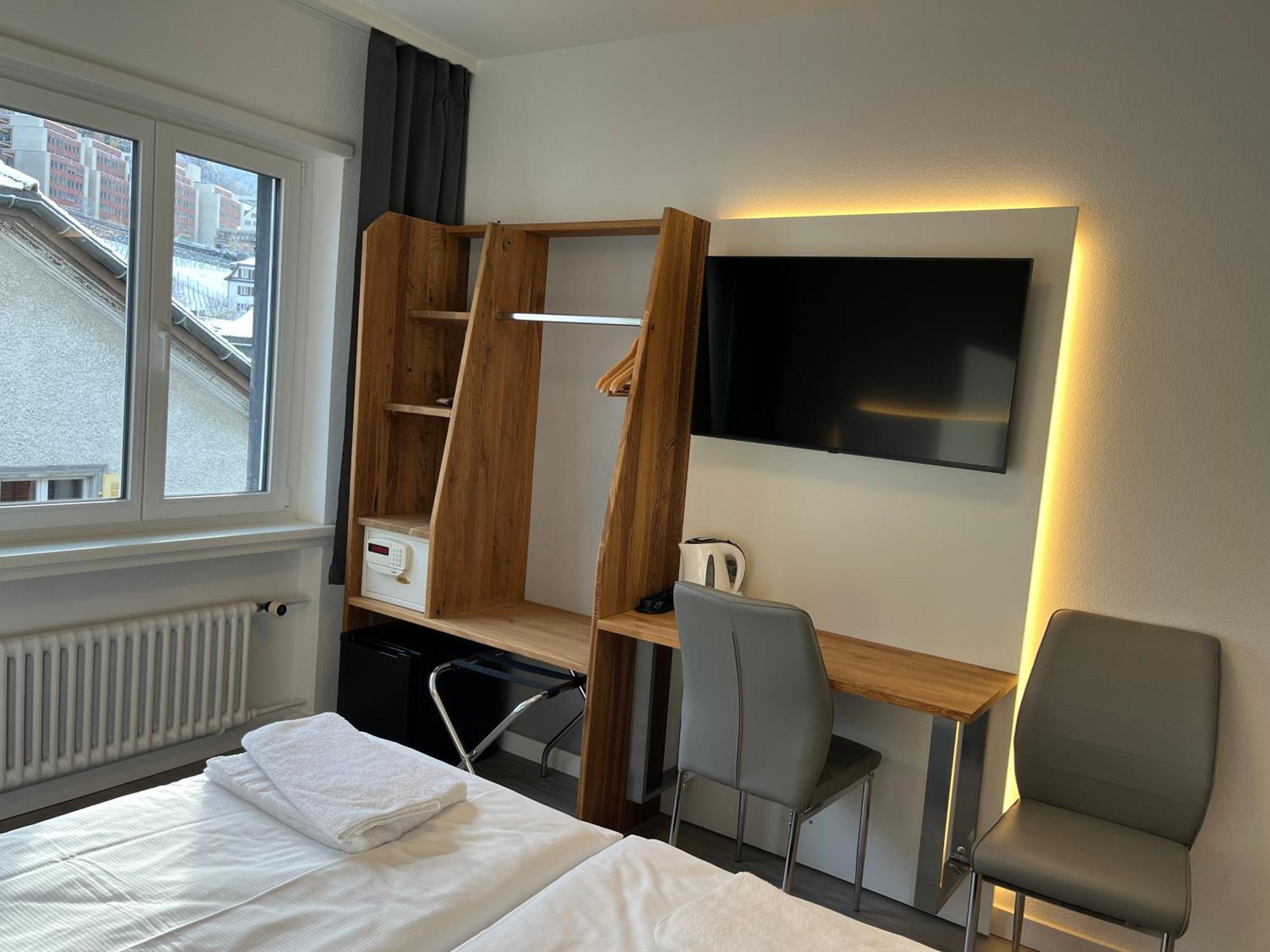 Hotel Drei Koenige Кур Екстериор снимка