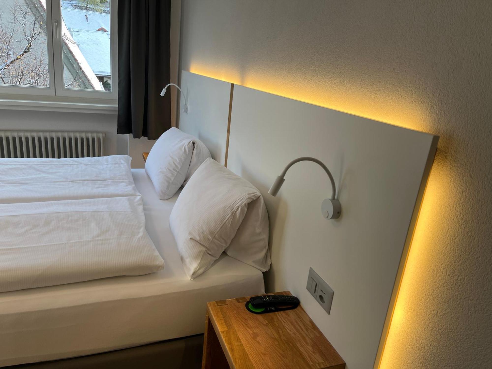 Hotel Drei Koenige Кур Екстериор снимка