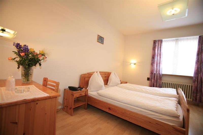 Hotel Drei Koenige Кур Екстериор снимка
